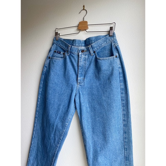 Vintage Lee High Waist Mom Jeans // Mid Blue Wash - Picture 7 of 10